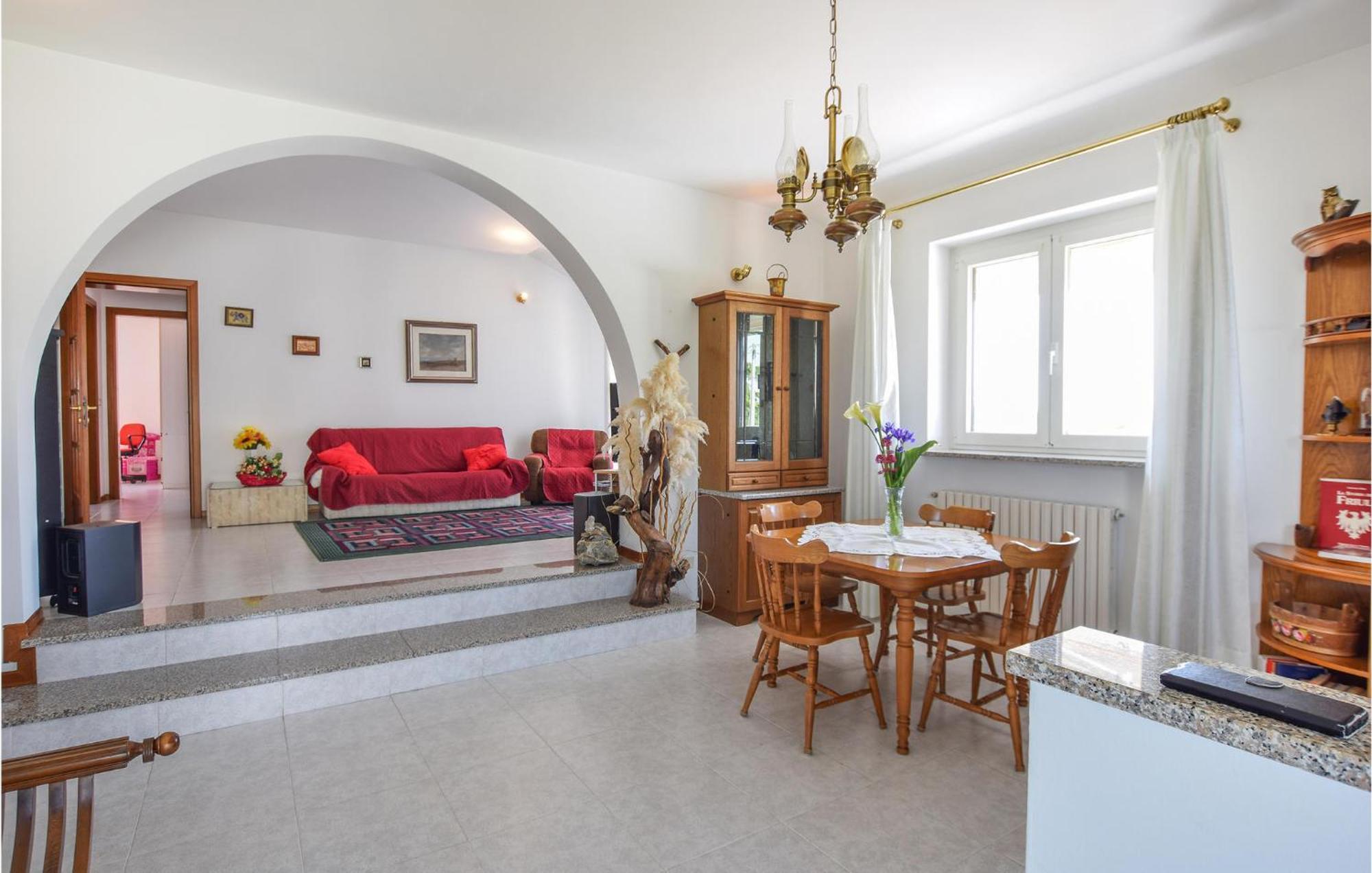 2 Bedroom Cozy Apartment In Grado Kültér fotó