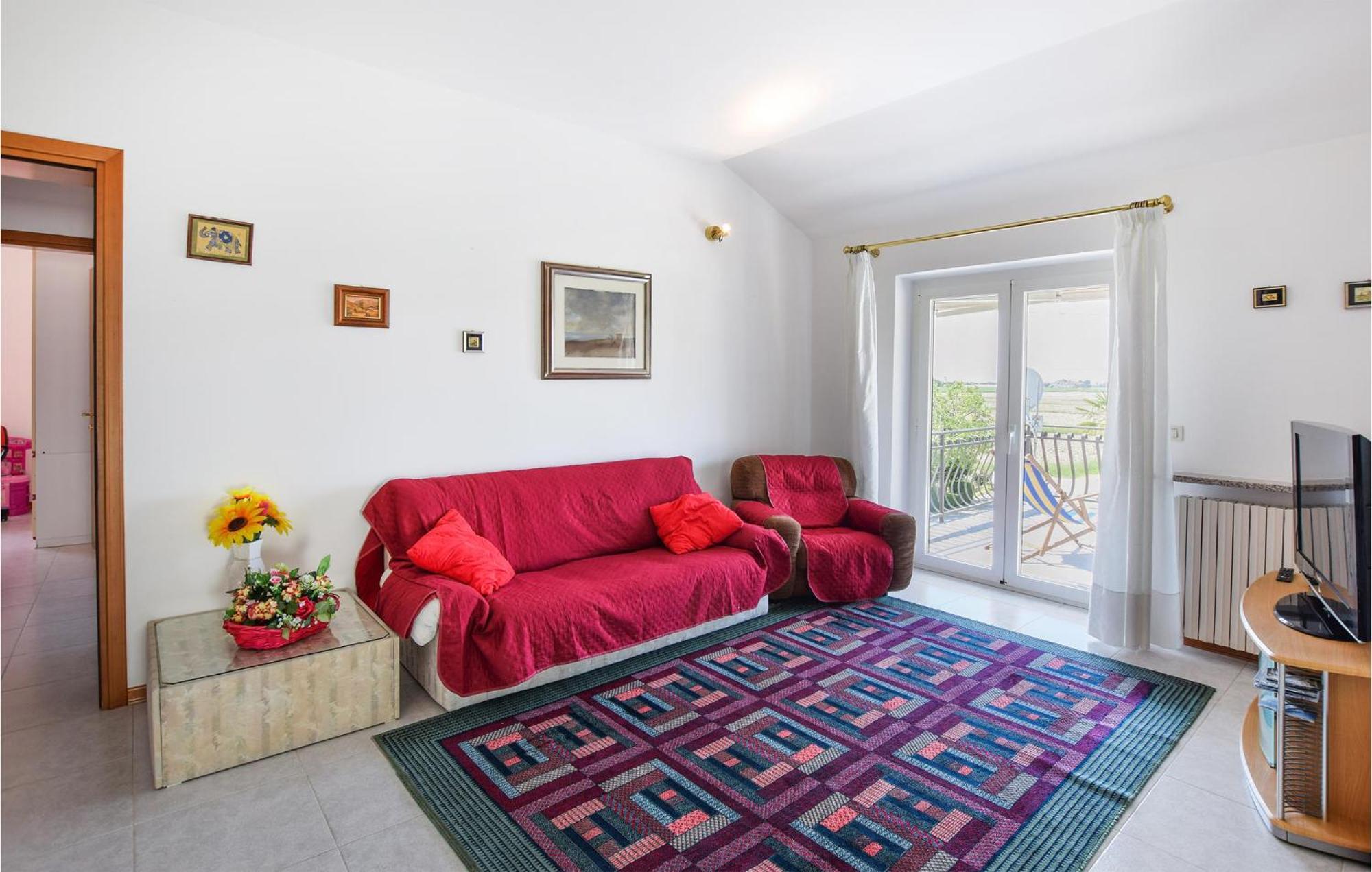 2 Bedroom Cozy Apartment In Grado Kültér fotó